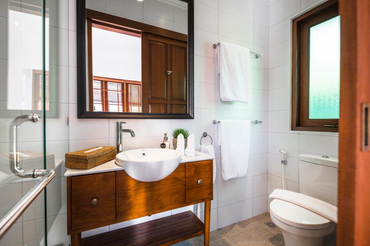 Villa Revo Seminyak  Luaran gambar
