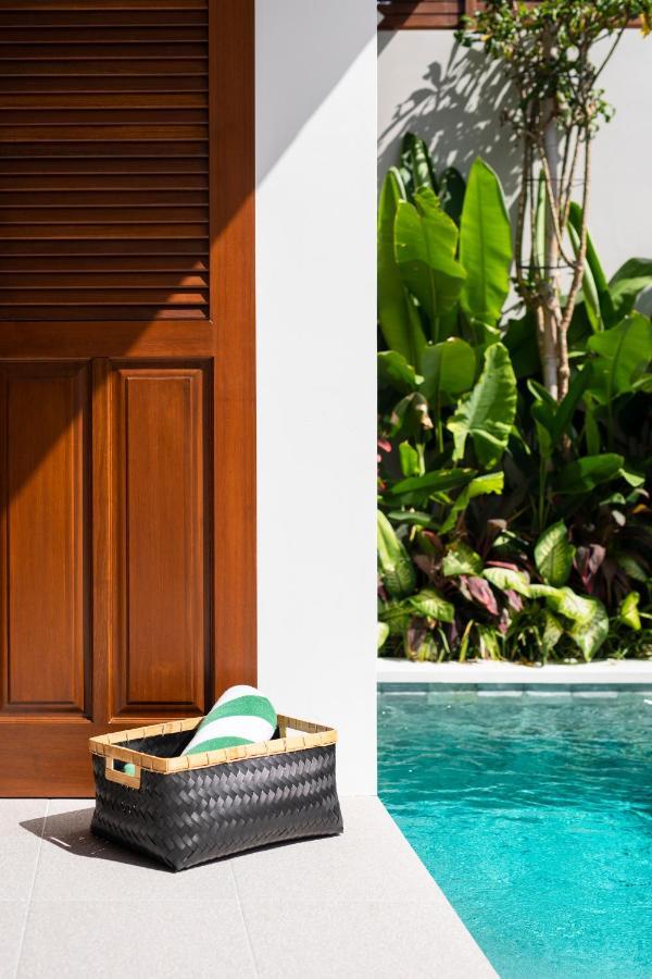 Villa Revo Seminyak  Luaran gambar