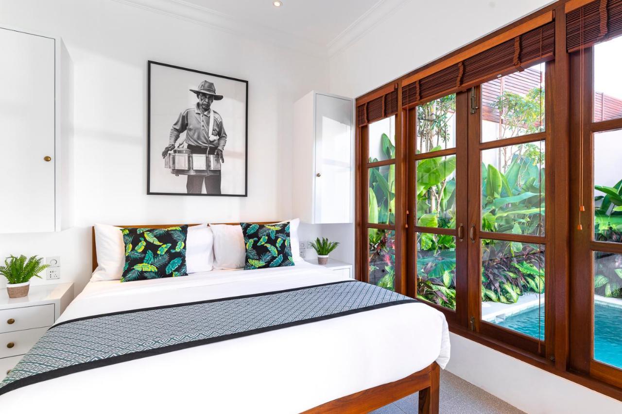 Villa Revo Seminyak  Luaran gambar